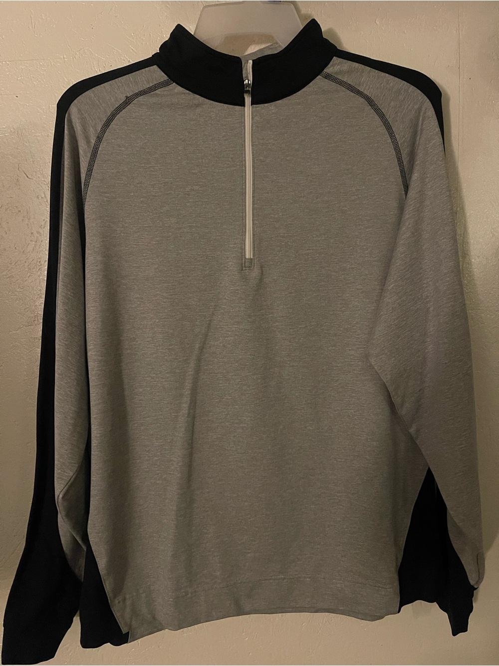 Men's Half-Zip Pullover Sweater in Light Gray and Black